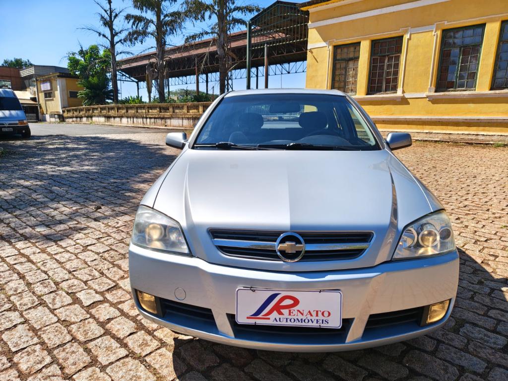CHEVROLET Astra Hatch - Foto