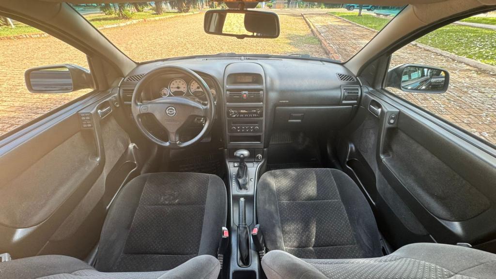CHEVROLET Astra Hatch - Foto