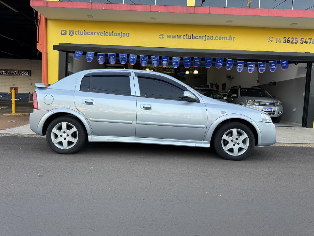 CHEVROLET Astra Hatch
