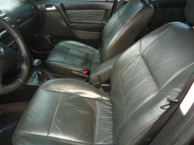 CHEVROLET Astra Hatch - Foto