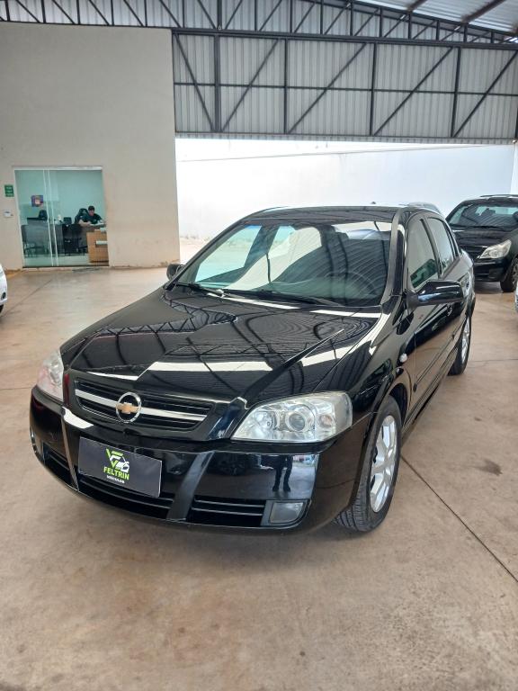 CHEVROLET Astra Hatch - Foto