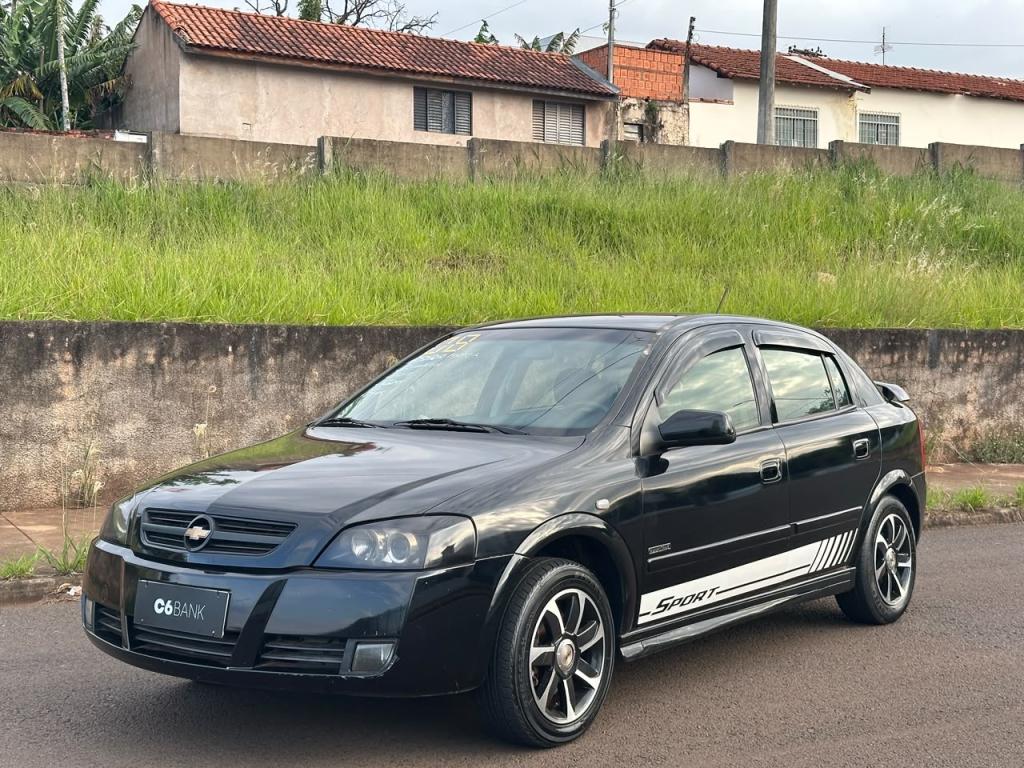 CHEVROLET Astra Hatch - Foto