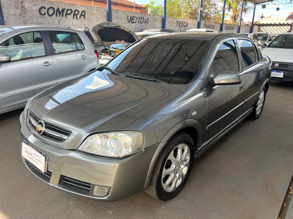 CHEVROLET Astra Sedan - Foto