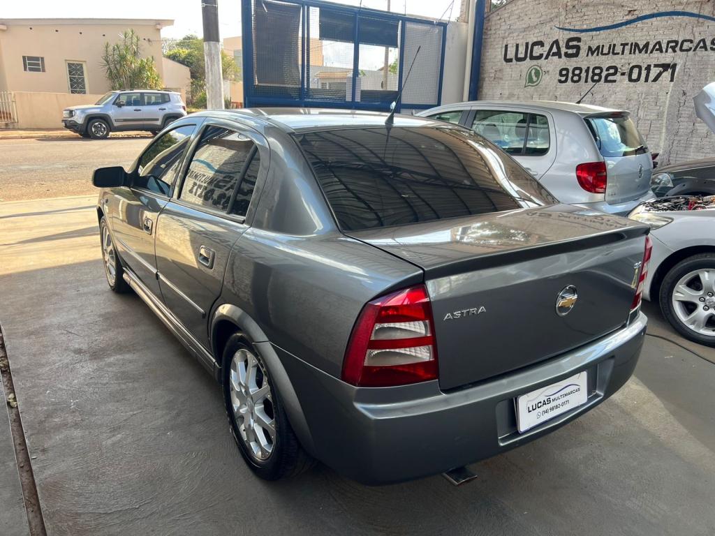 CHEVROLET Astra Sedan - Foto