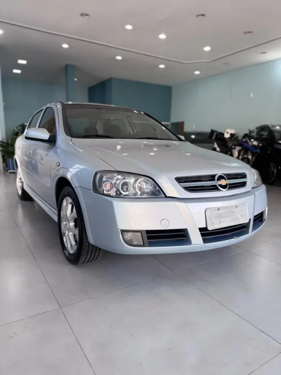 CHEVROLET Astra Sedan - Foto