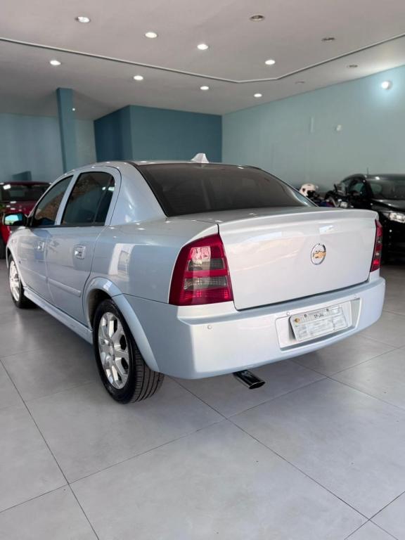 CHEVROLET Astra Sedan - Foto