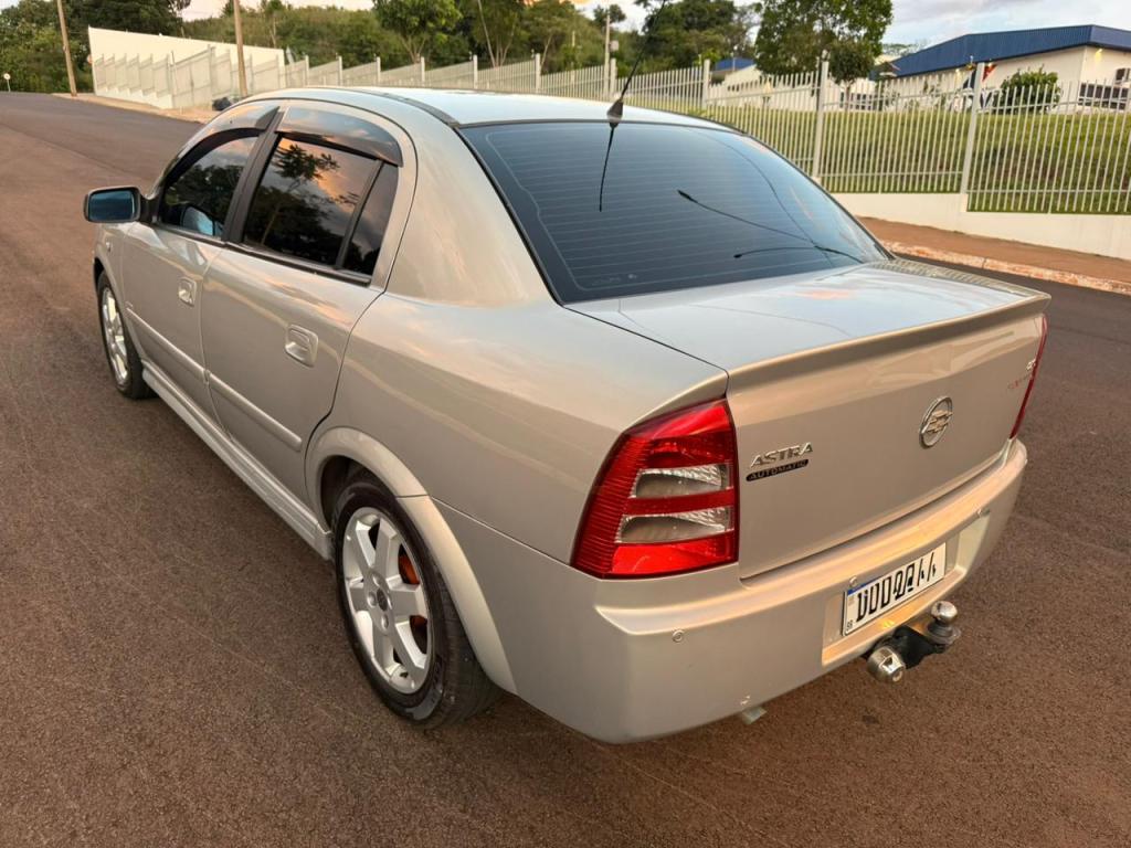 CHEVROLET Astra Sedan - Foto