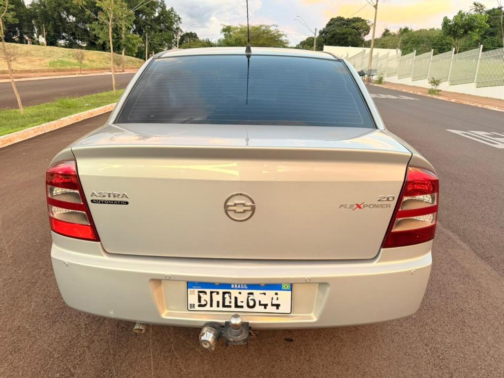 CHEVROLET Astra Sedan - Foto