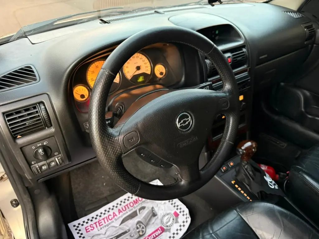 CHEVROLET Astra Sedan - Foto