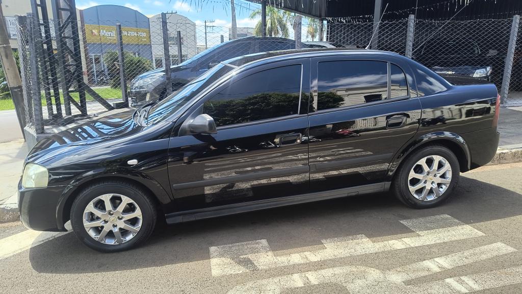 CHEVROLET Astra Sedan - Foto