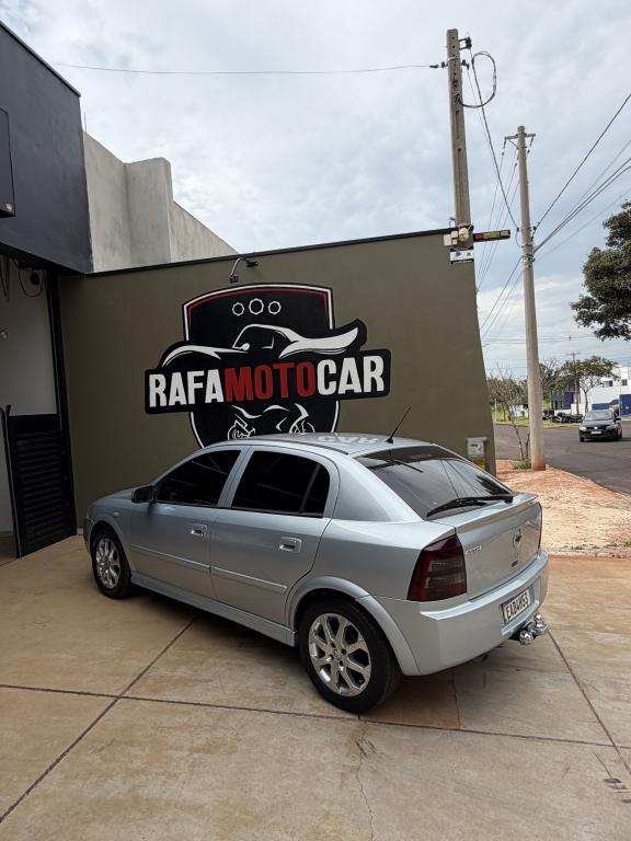 CHEVROLET Astra Sedan - Foto