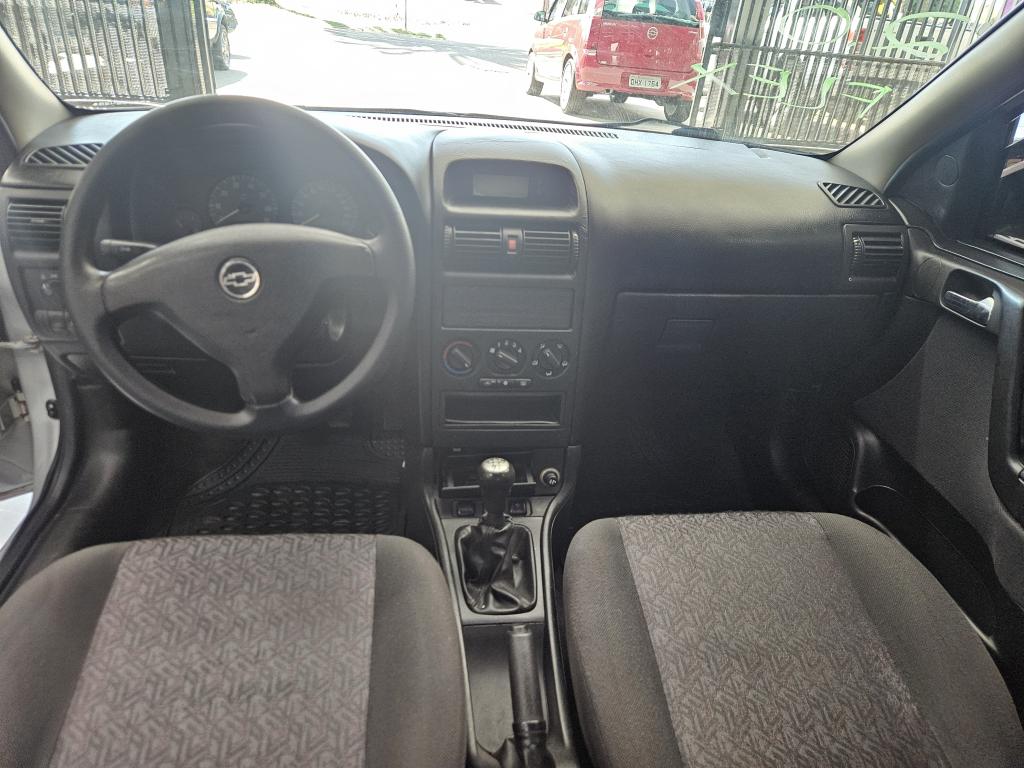 CHEVROLET Astra Sedan - Foto