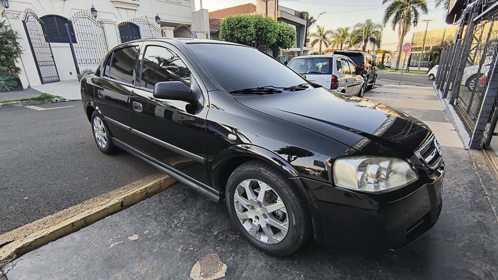 CHEVROLET Astra Sedan - Foto