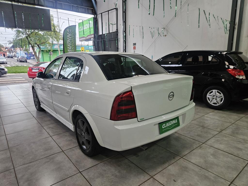 CHEVROLET Astra Sedan - Foto
