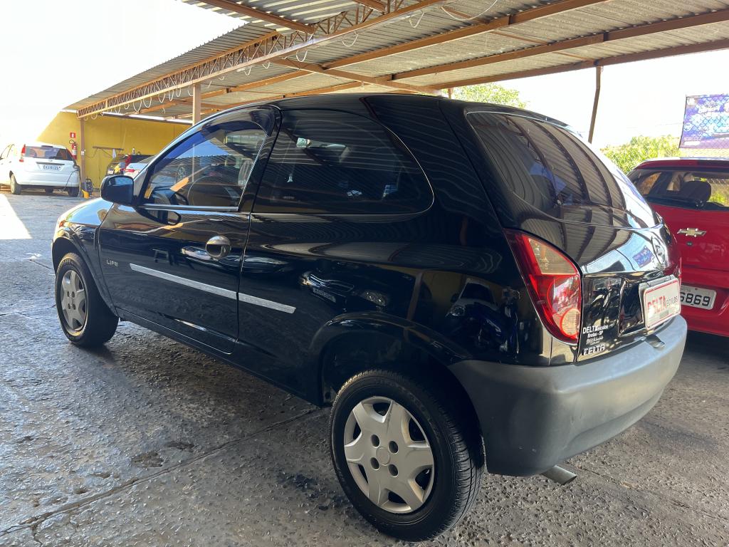 CHEVROLET Celta - Foto