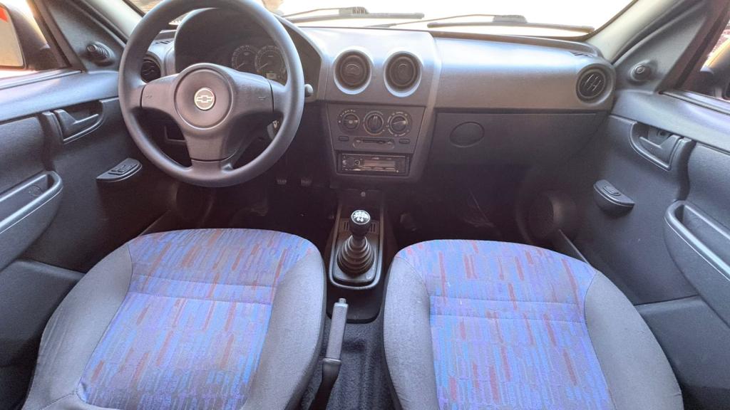 CHEVROLET Celta - Foto