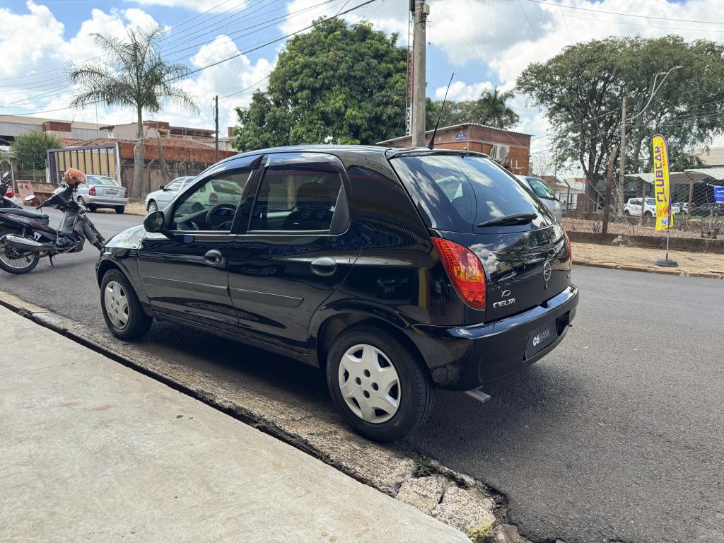 CHEVROLET Celta - Foto