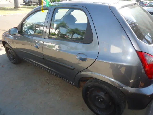 CHEVROLET Celta - Foto