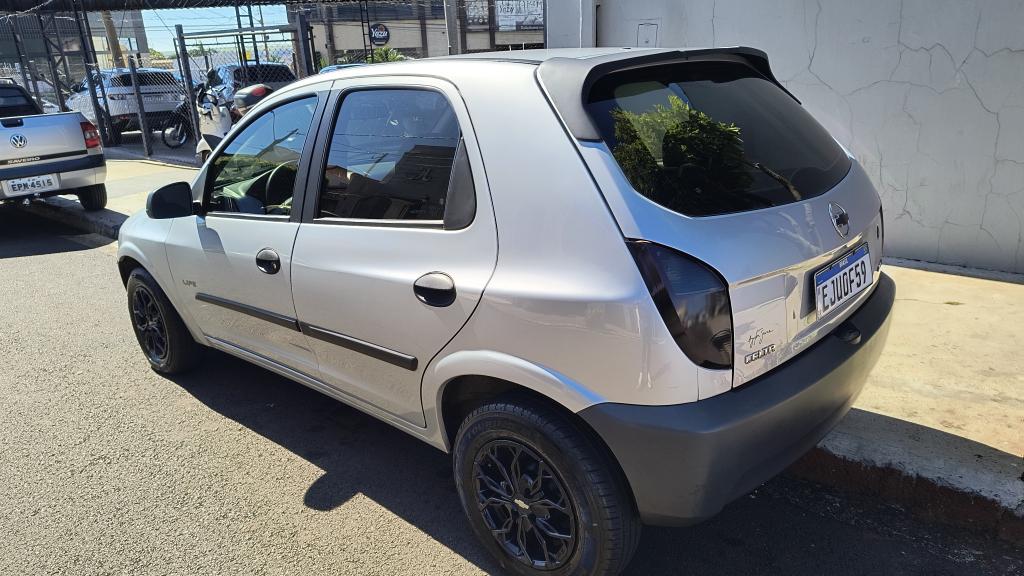 CHEVROLET Celta - Foto