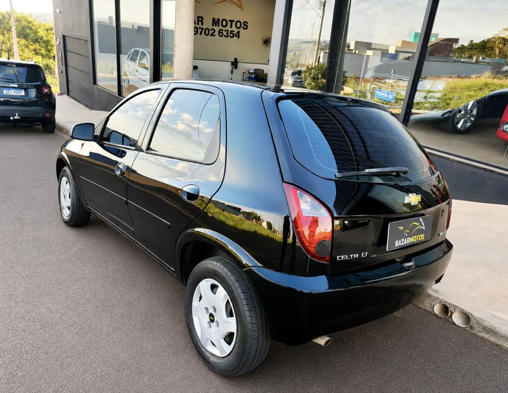 CHEVROLET Celta - Foto