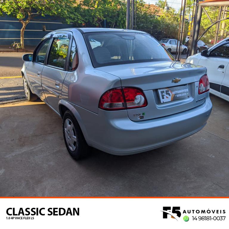 CHEVROLET Classic Sedan - Foto