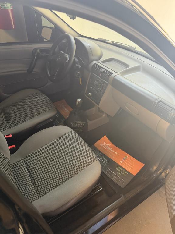 CHEVROLET Classic Sedan - Foto