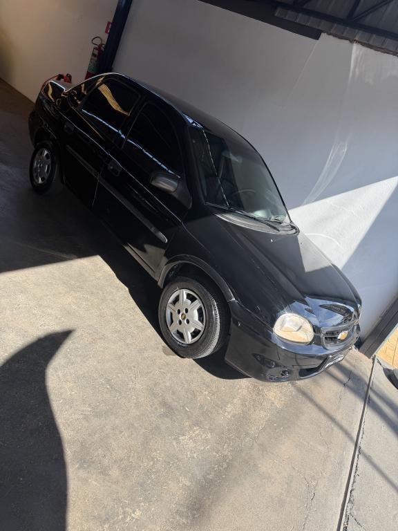 CHEVROLET Classic Sedan - Foto