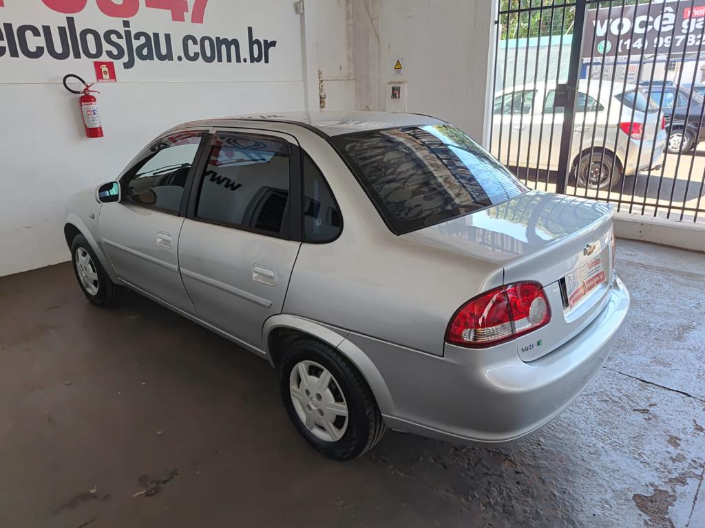 CHEVROLET Classic Sedan - Foto