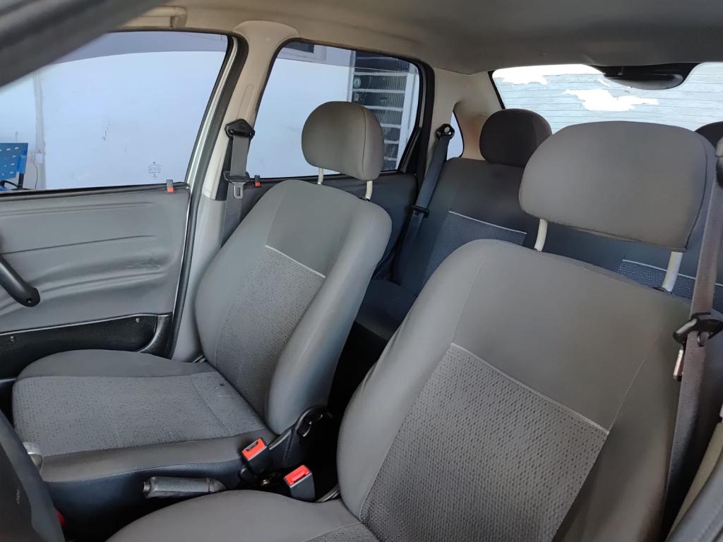 CHEVROLET Classic Sedan - Miniatura