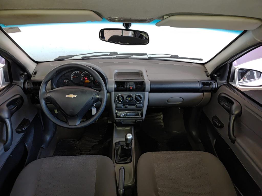 CHEVROLET Classic Sedan - Foto