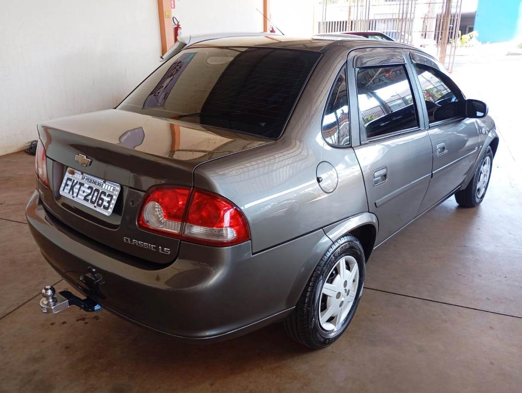 CHEVROLET Classic Sedan - Foto