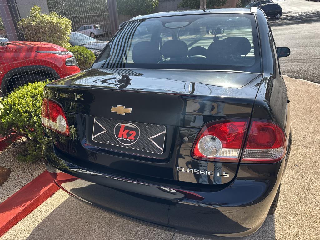 CHEVROLET Classic Sedan - Foto