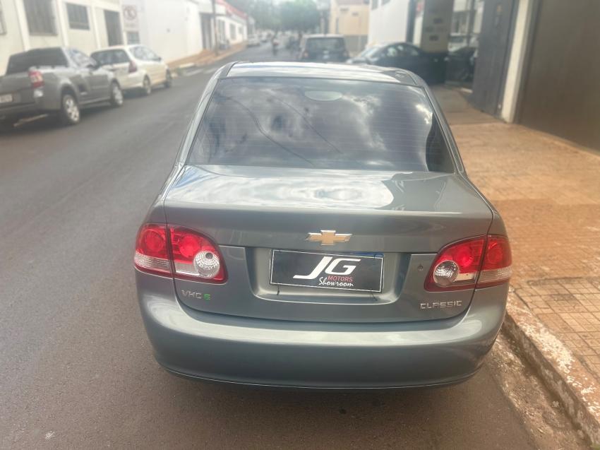 CHEVROLET Classic Sedan - Foto