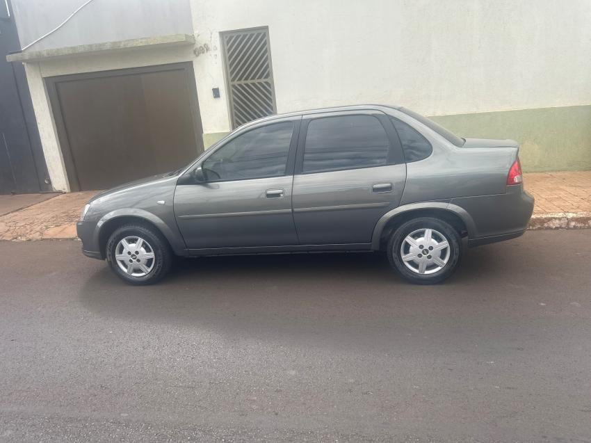 CHEVROLET Classic Sedan - Foto