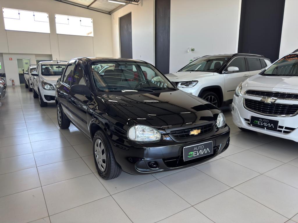 CHEVROLET Classic Sedan - Foto