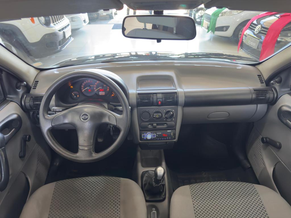 CHEVROLET Classic Sedan - Foto