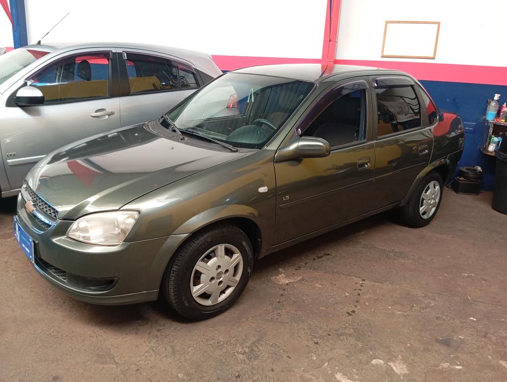 CHEVROLET Classic Sedan - Foto