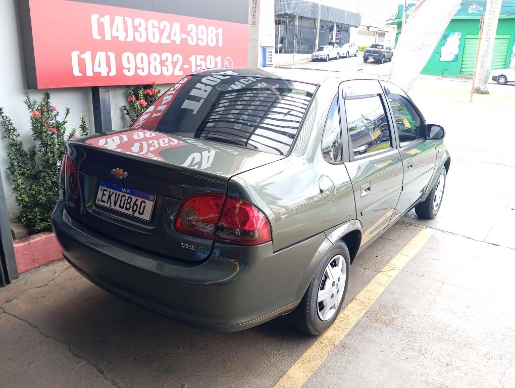 CHEVROLET Classic Sedan - Foto