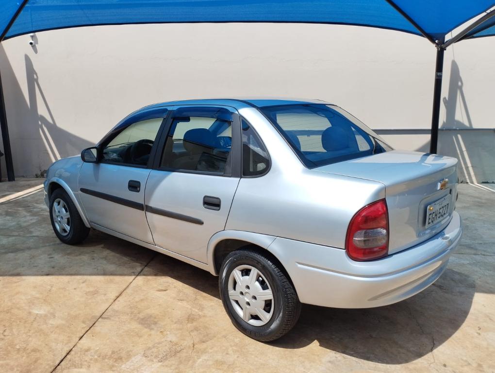 CHEVROLET Classic Sedan - Foto