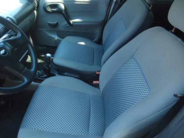 CHEVROLET Classic Sedan - Foto