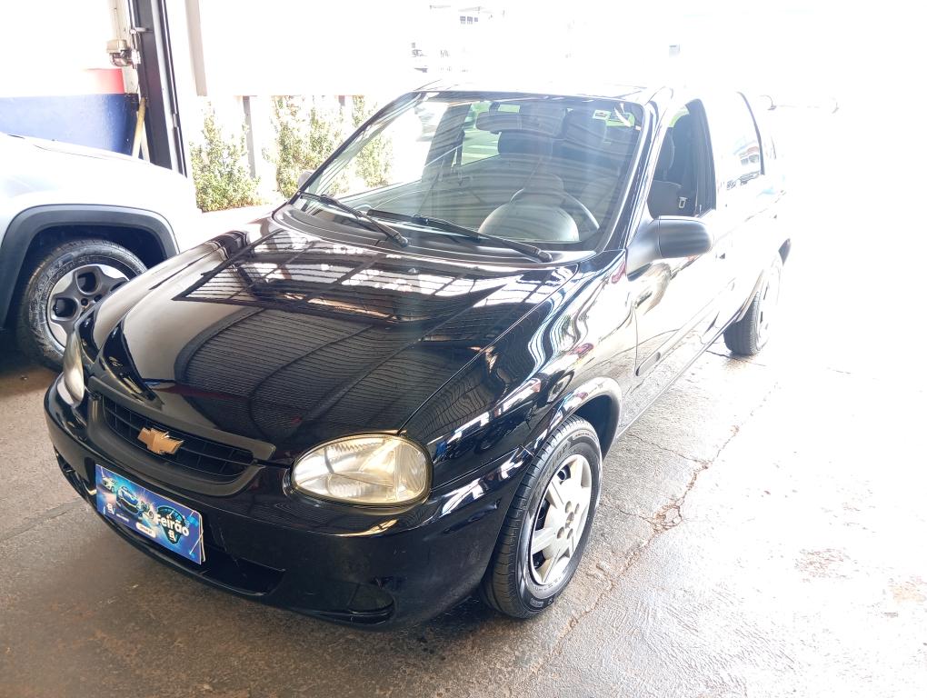 CHEVROLET Classic Sedan - Foto