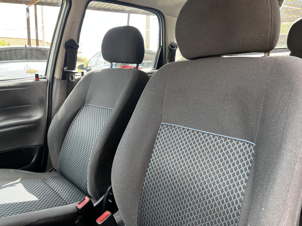 CHEVROLET Classic Sedan - Foto