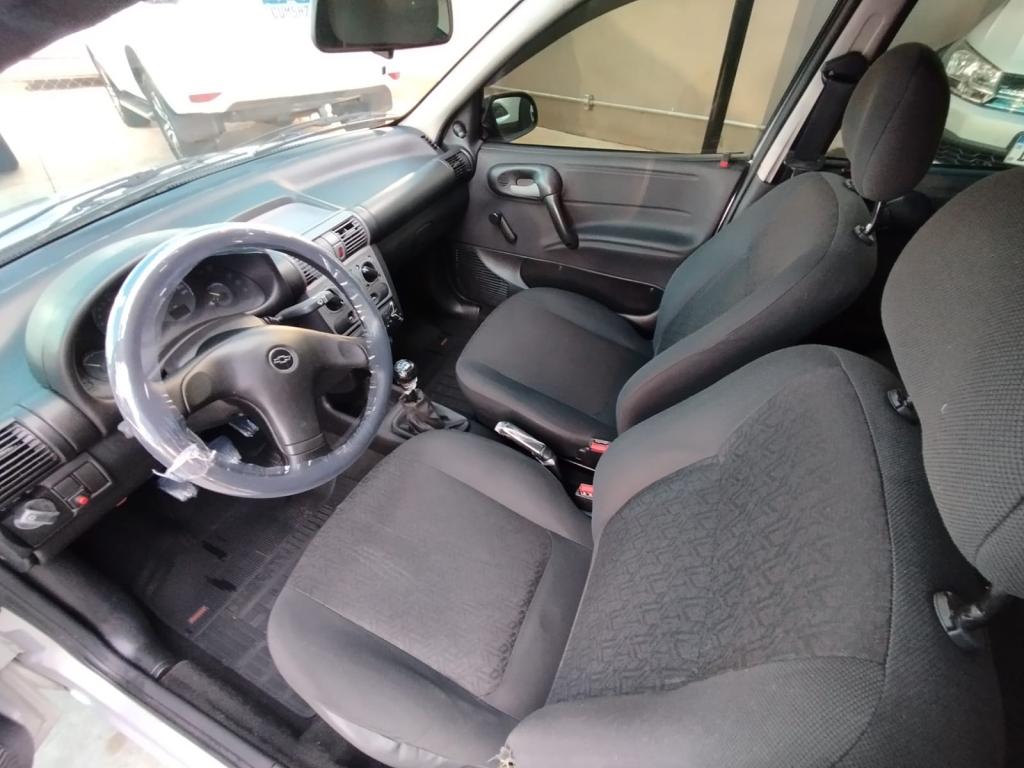 CHEVROLET Classic Sedan - Foto