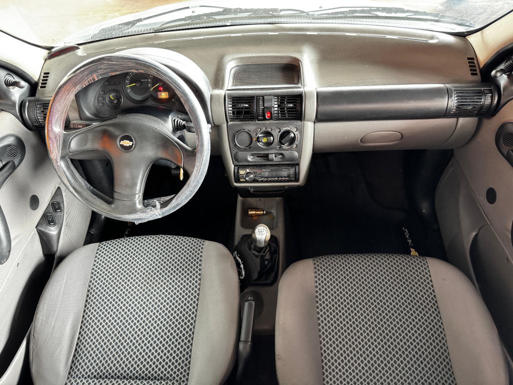 CHEVROLET Classic Sedan - Foto