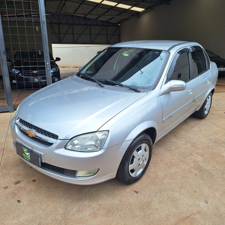 CHEVROLET Classic Sedan - Foto