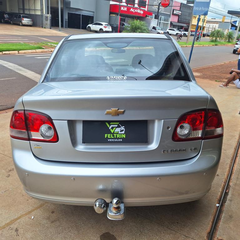 CHEVROLET Classic Sedan - Foto