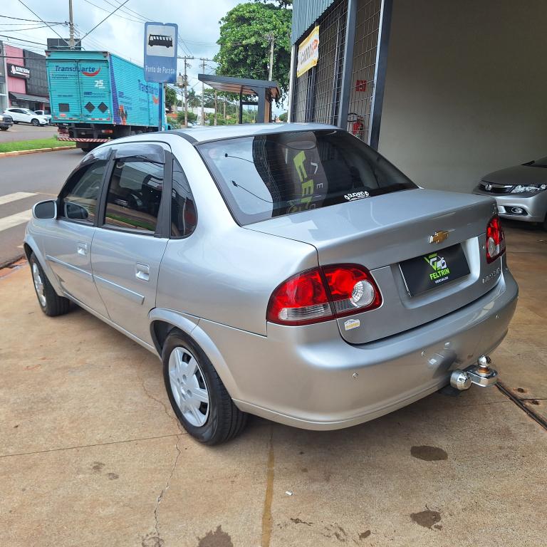 CHEVROLET Classic Sedan - Foto