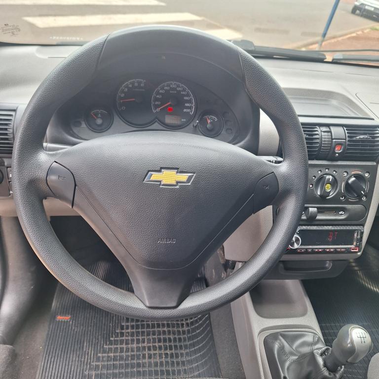 CHEVROLET Classic Sedan - Foto