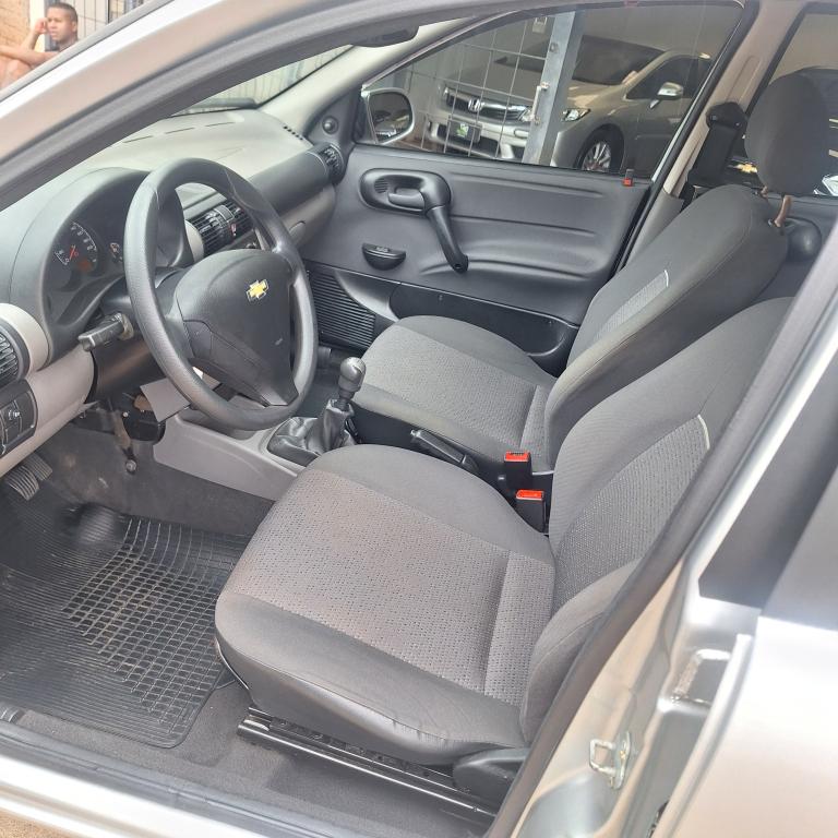 CHEVROLET Classic Sedan - Foto