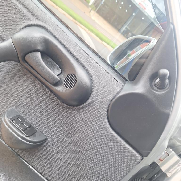 CHEVROLET Classic Sedan - Foto